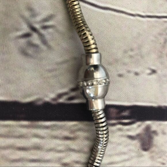 Silver / Gold Statement Necklace - Picture 5 of 5